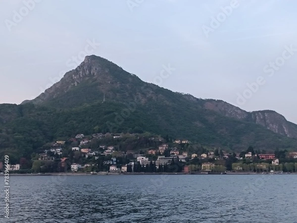 Fototapeta Lago e montagna 
