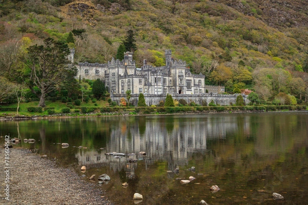 Obraz Kylemore Abbey in Connemara mountains, Ireland