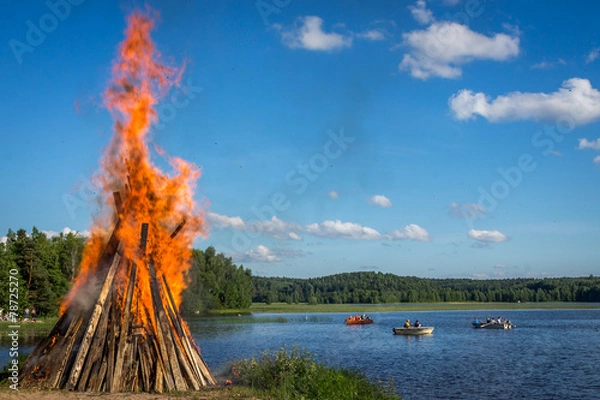 Obraz Ognisko w środku lata