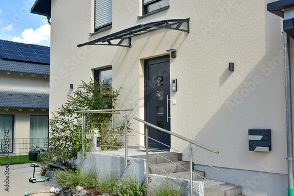 Obraz Eingangsbereich an einem modernen Einfamilien-Wohnhaus