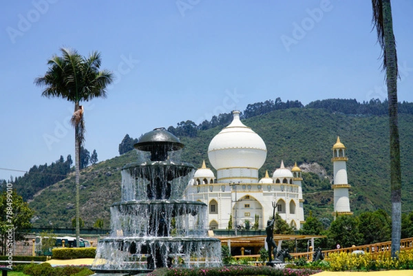 Fototapeta Cundinamarca, Colombia. April 13, 2024. Jaime Duque park near Bogota with a copy of the Taj mahal, ancyent seven wonders and lakes
