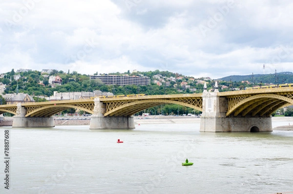 Obraz Margit hid- margaret bridge in Budapest, Hungary