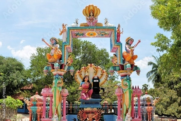 Fototapeta Hindu shrine at island temple, Sri Lanka
