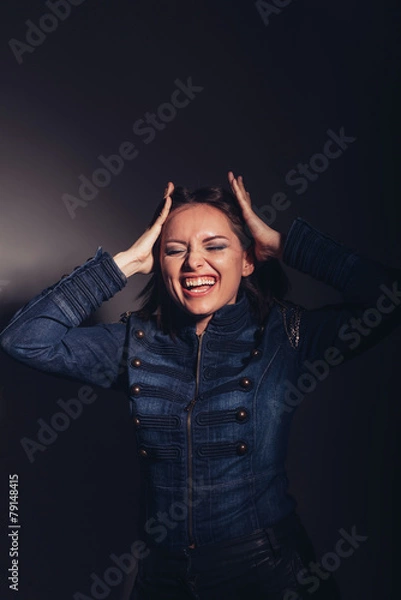 Obraz кричащая девушка