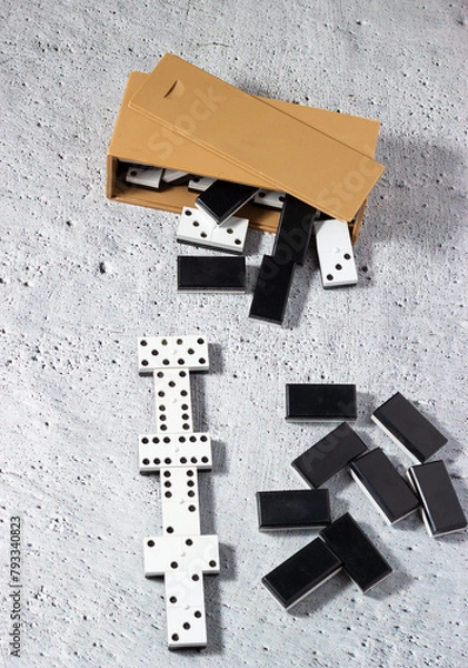 Obraz Fun and entertainment with dominoes