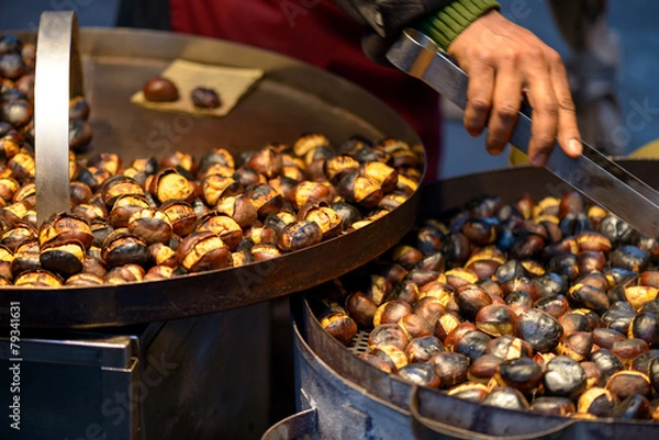 Obraz roasted chestnuts