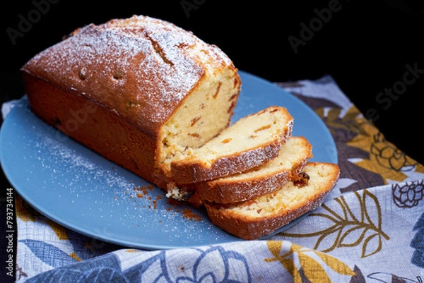 Obraz fresh raisin muffin