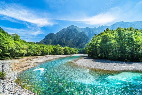 Fototapeta 夏の上高地　梓川と六百山【長野県・松本市】　 Beautiful scenery of Kamikōchi with fresh greenery - Nagano, Japan	