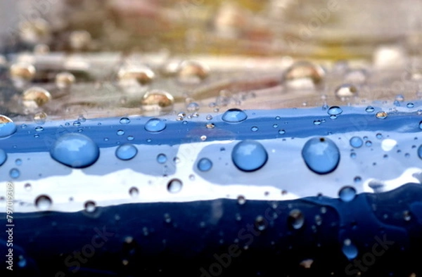 Obraz Wassertropfen auf einer Plastikfolie