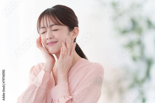 Fototapeta 笑顔のミドル女性