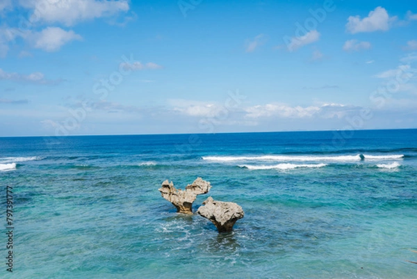 Fototapeta 古宇利島にあるハートロック