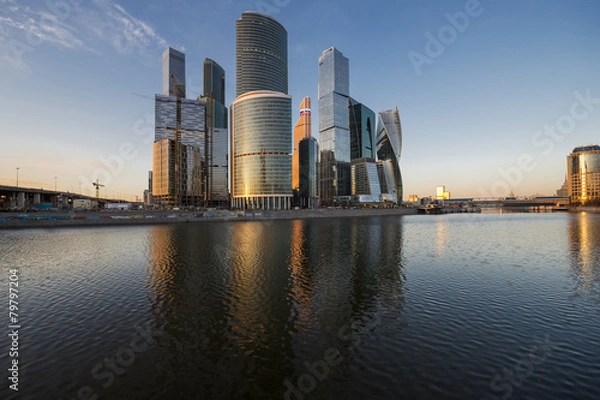 Obraz Город Москва. Россия. Деловой центр Москва-Сити на закате.