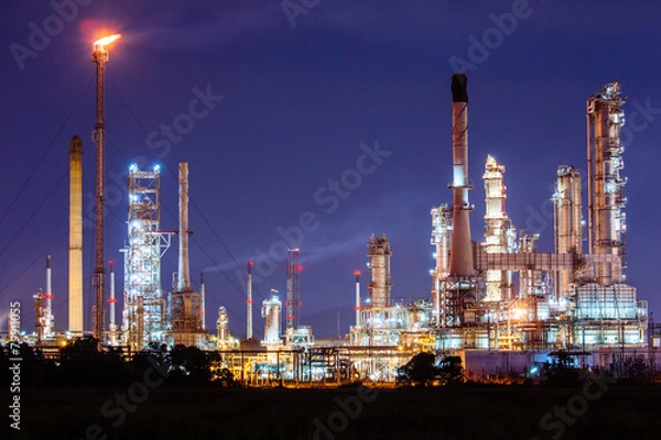 Fototapeta petrochemical oil refinery plant at night