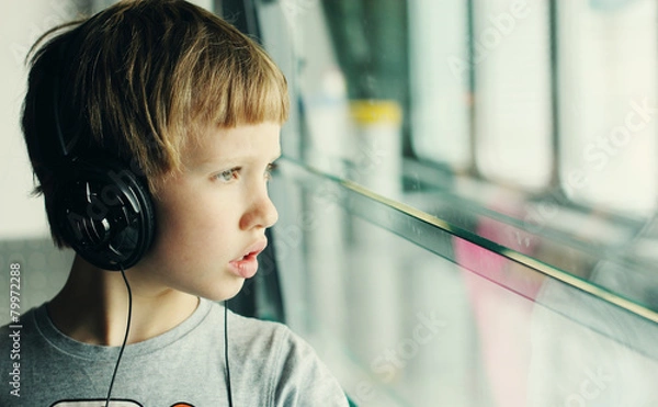 Obraz boy with headphones