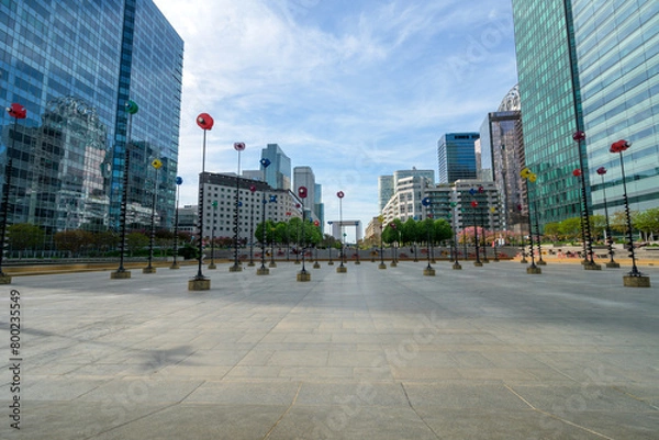Obraz Vue de l'esplanade du quartier d'affaires de La Défense à Paris