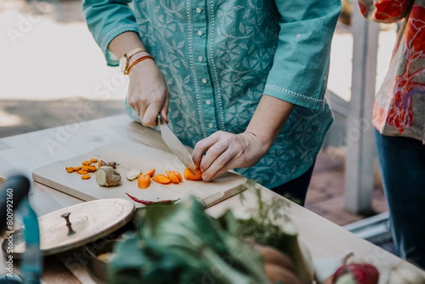 Fototapeta Gemüse schneiden 
