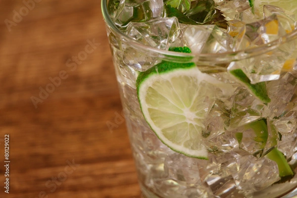 Fototapeta Mint and lime refreshing summer cocktails