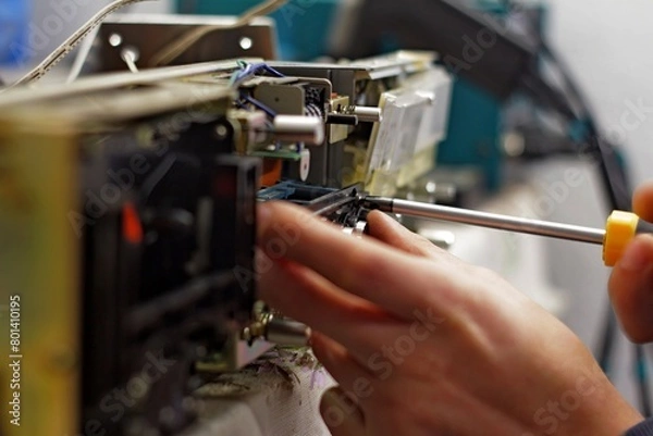 Obraz tape deck installation in the service