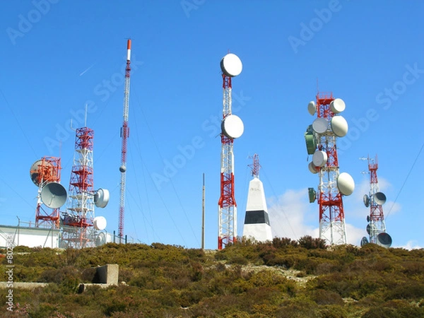 Obraz communication antenna