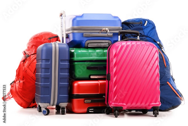 Obraz Walizki i plecak na białym tle