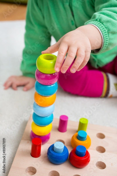 Obraz Kleinkind spiel mit Steckspiel