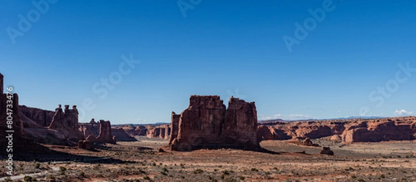 Fototapeta Panoramic views of the Buttes of the Courthouse Towers in Arches National park in Spring 