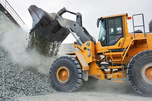 Obraz duża żółta ciężarówka wydobywcza