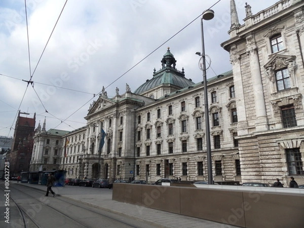 Fototapeta München - Justizpalast