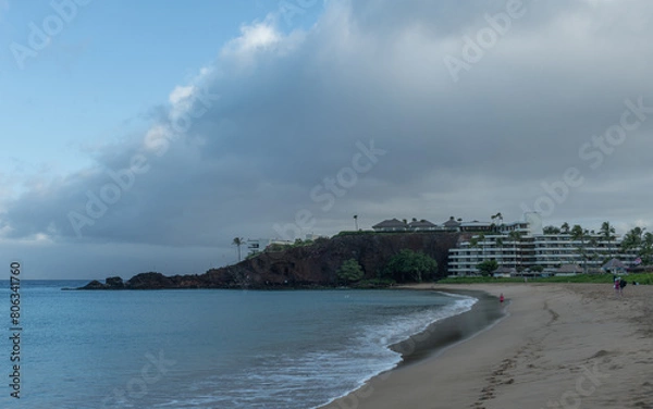 Obraz Scenic panoramic view of the Black Rock Beach at Kaanapali Beach on Maui in early morning, Hawaii 