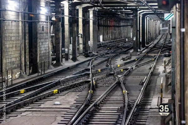 Fototapeta 地下トンネル