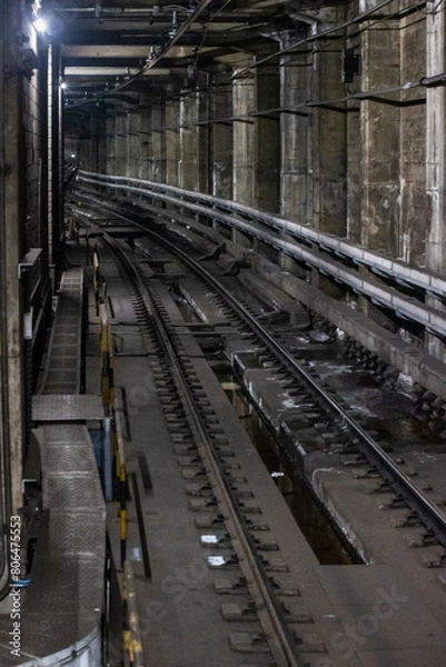 Obraz 地下トンネル