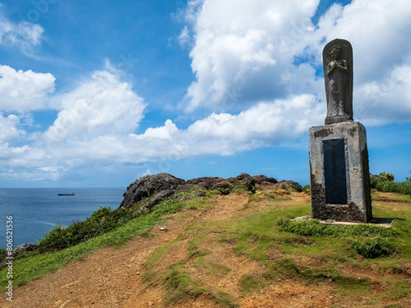 Obraz 観光で訪れた晴れた日の石垣島の観光スポットの御神崎