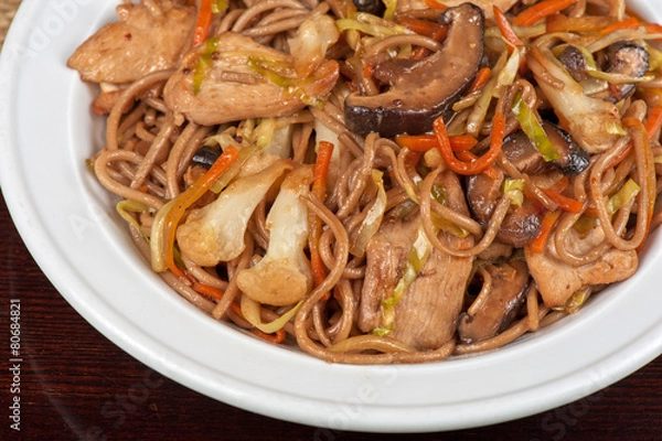 Fototapeta buckwheat noodles with chicken