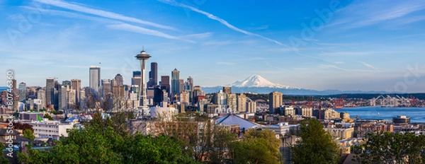 Obraz Panoramiczny widok na panoramę centrum Seattle i Mt. Rainier, Washi