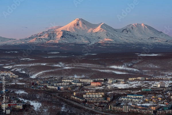 Fototapeta Kamchatka region, view of the city and Avachinsky volcano from Mishennaya Hill