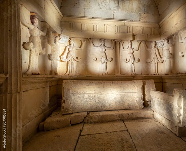 Fototapeta Inside of The Thracian Tomb of Svestari near Isperih in Bulgaria, where is the grave of Dromichaetes - the king of the Getae on both sides of the lower Danube around 300 BCE.