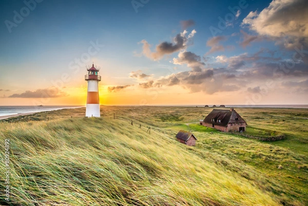 Fototapeta Leuchtturm in List auf Sylt am Ellenbogen