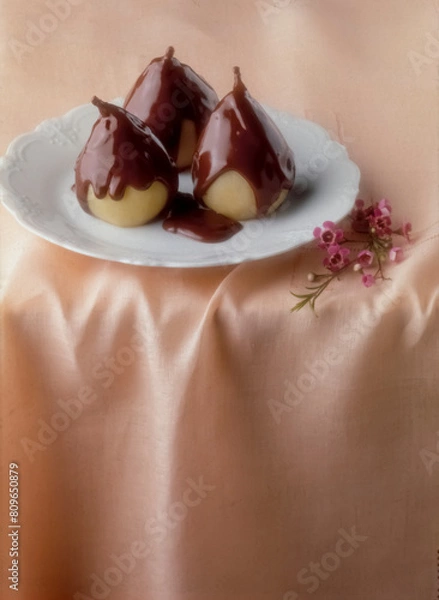 Obraz Three pears with molten chocolate