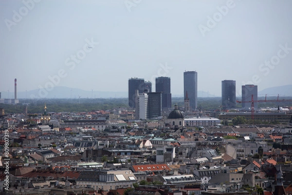 Fototapeta Blick über Wien vom Restaurant 360 Grad Ocean Sky Wien, Österreich