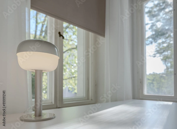 Obraz lamp on a table