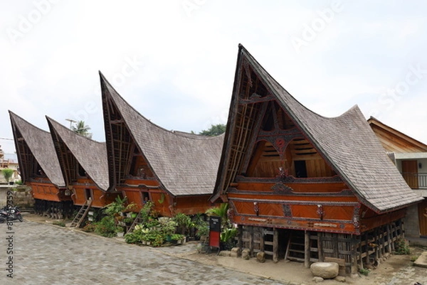Fototapeta Traditional wooden house of Batak people of the Tarot located in Lingga village and Lake Toba, North Sumatra, Karo Regency, Indonesia