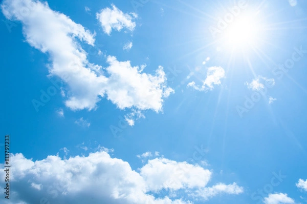 Obraz 輝く太陽と白い雲と青空