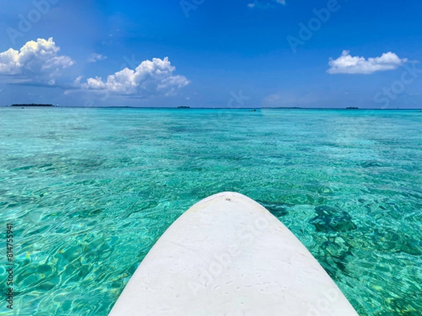 Obraz Vom Surfbrett aus die Malediven entdecken