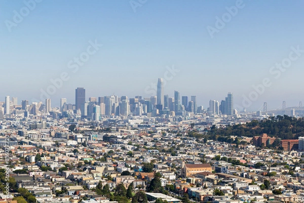 Obraz the iconic and breathtaking cityscape panoramic view from above a hill at bernal heights in san Francisco after to sunrise, California