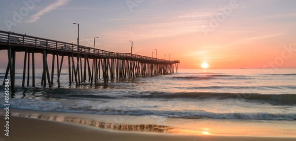 Obraz Wschód słońca przy ulicy 14. Molo