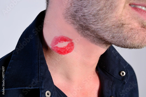 Obraz lipstick on man neck