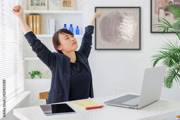 Fototapeta オフィスの女性