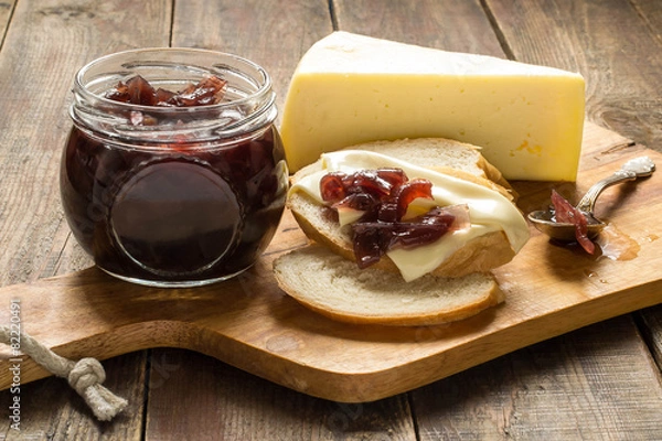 Obraz Onion jam, white bread and cheese