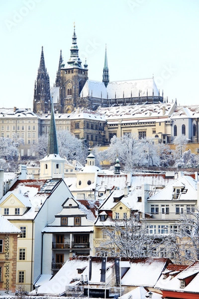 Obraz Snowy Prague gothic Castle above River Vltava