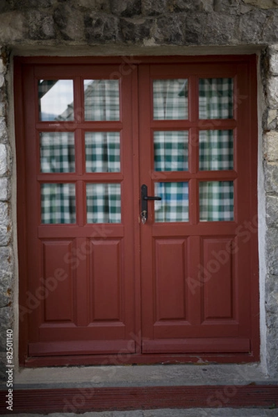 Fototapeta Vintage red doors with